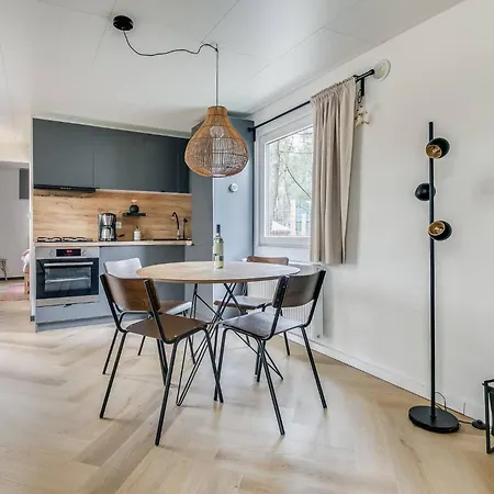 Cozy W Terrace In The Middle Of The Forest In Veluwe 別荘 *