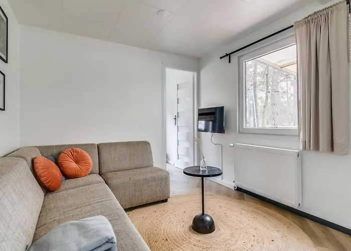 Semesterbostad Cozy W Terrace In The Middle Of The Forest In Veluwe *