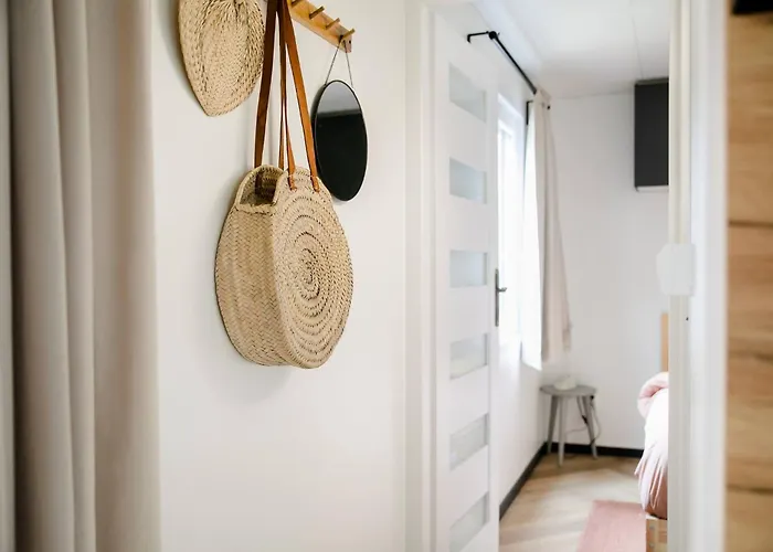 Semesterbostad Cozy W Terrace In The Middle Of The Forest In Veluwe