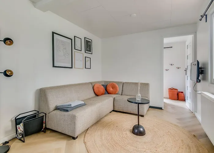 Casa vacanze Cozy W Terrace In The Middle Of The Forest In Veluwe *