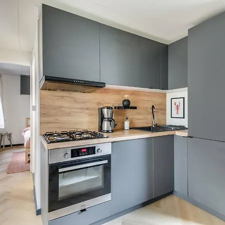 Cozy W Terrace In The Middle Of The Forest In Veluwe Дом отдыха